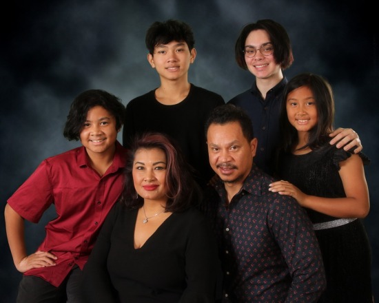Trinh Family Portraits